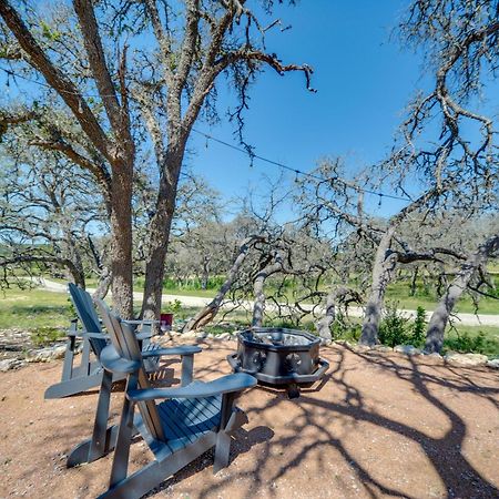 Rustic-Chic Country Cabin - 10 Mi To Main Street! Fredericksburg Bagian luar foto
