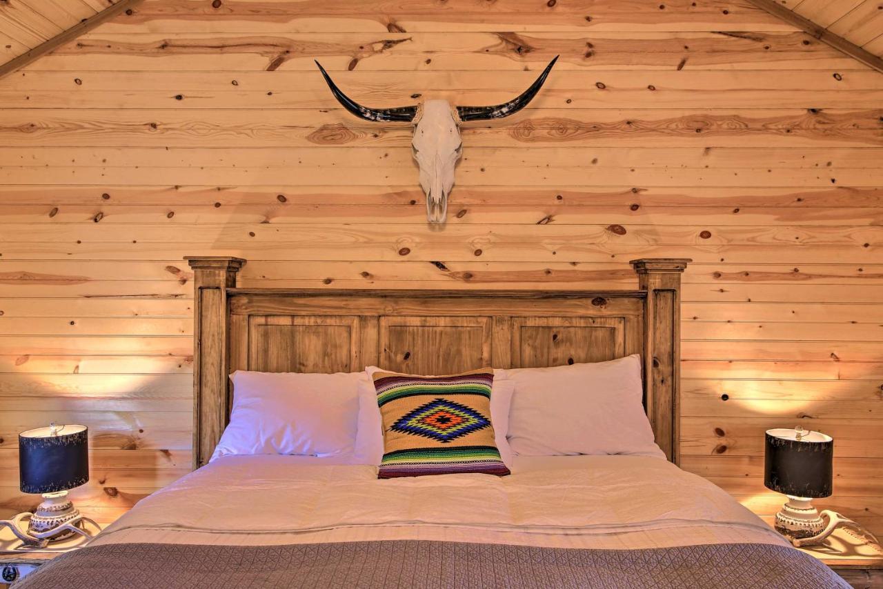 Rustic-Chic Country Cabin - 10 Mi To Main Street! Fredericksburg Bagian luar foto